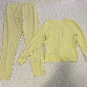 ✨Lululemon vintage pale yellow sweatsuit - size 4